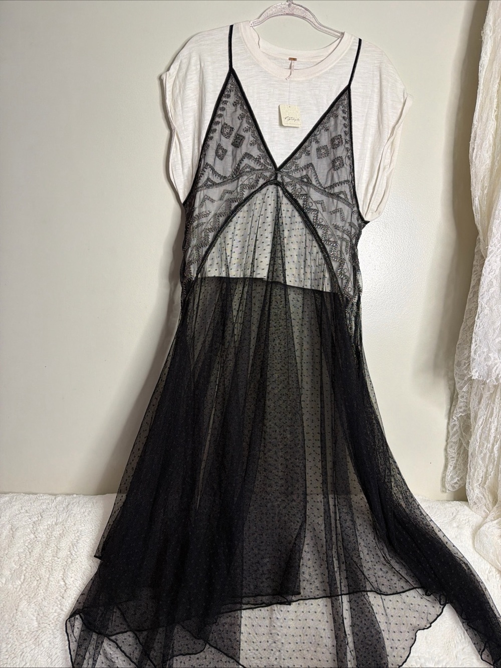 Free People Siren Tulle Embellished lace Layer Twofer Tee Shirt Maxi Top - Picture 3 of 6